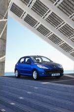 Peugeot 206 Plus 2009 года